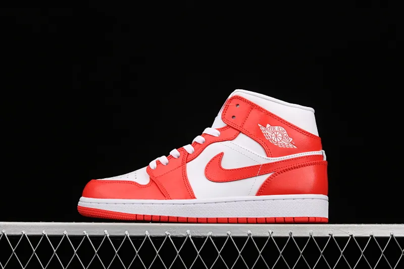 All Categories Air Jordan Jordan Series Basketball Shoes Air Jordan 1 Mid Air Jordan 1 Mid AJ1 Joe 1 White Orange Mid-top Versatile Casual Sports Shoes BQ6472-116